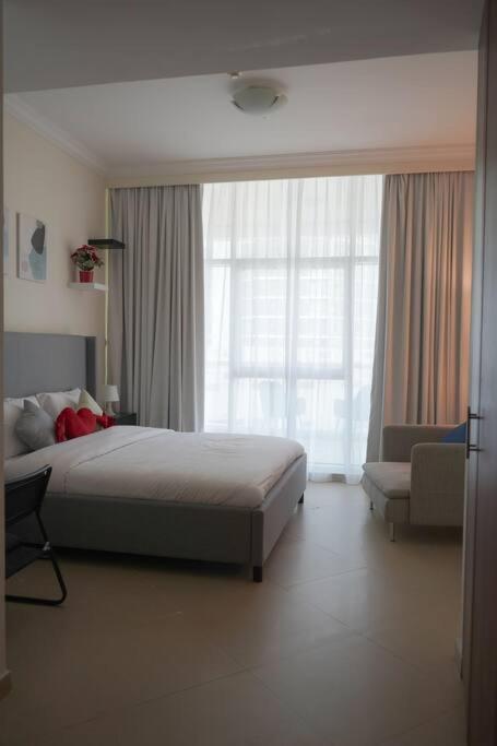 Step Into Serenity - Discover Modern Living In 1Br Apartment With Panoramic Views In Dubai Marina Near Jbr Walk, Beach And Bla Bla Club Bagian luar foto