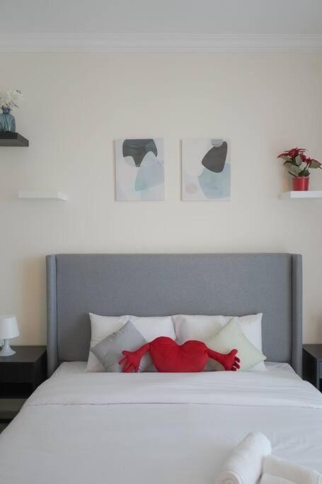 Step Into Serenity - Discover Modern Living In 1Br Apartment With Panoramic Views In Dubai Marina Near Jbr Walk, Beach And Bla Bla Club Bagian luar foto