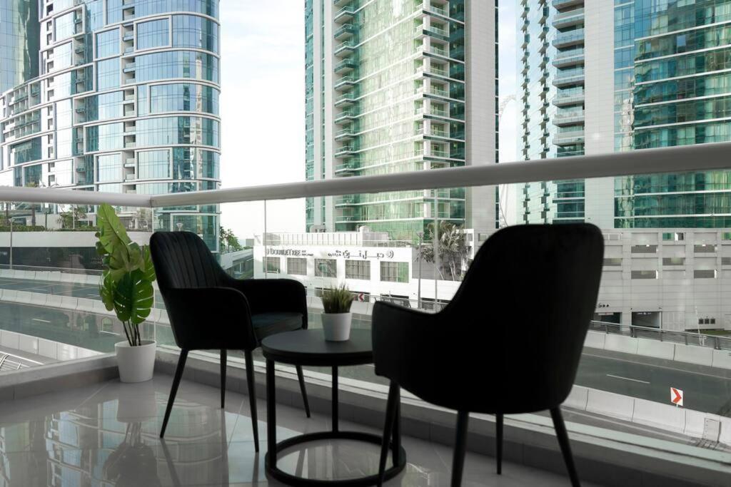 Step Into Serenity - Discover Modern Living In 1Br Apartment With Panoramic Views In Dubai Marina Near Jbr Walk, Beach And Bla Bla Club Bagian luar foto